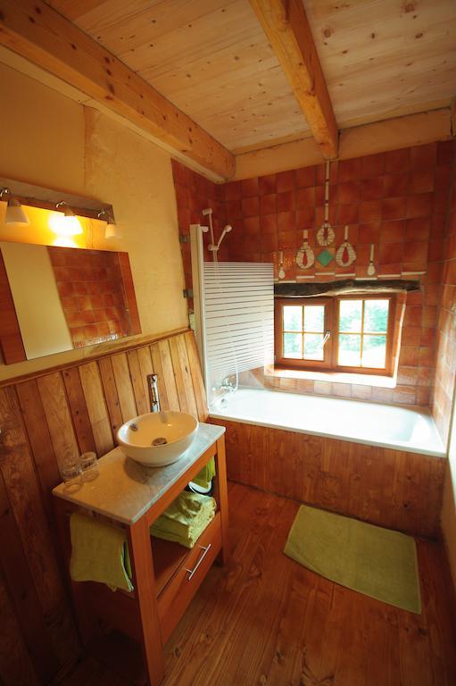 Bed and Breakfast Les Grandes Fontaines La Longine Pokoj fotografie
